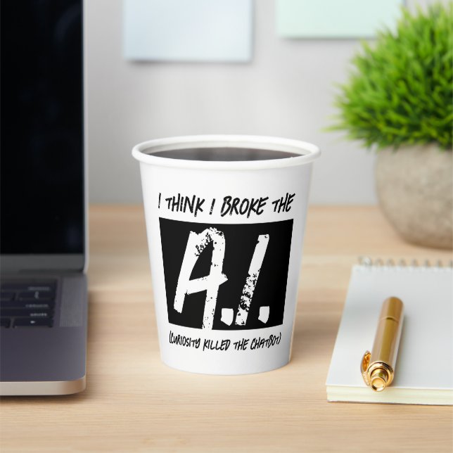 Gobelets En Papier C'Est Drôle, Je Pense Que J'Ai Cassé Les Développe (Insitu)