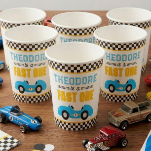 Gobelets En Papier Course de voiture rapide pour la fête du premier a