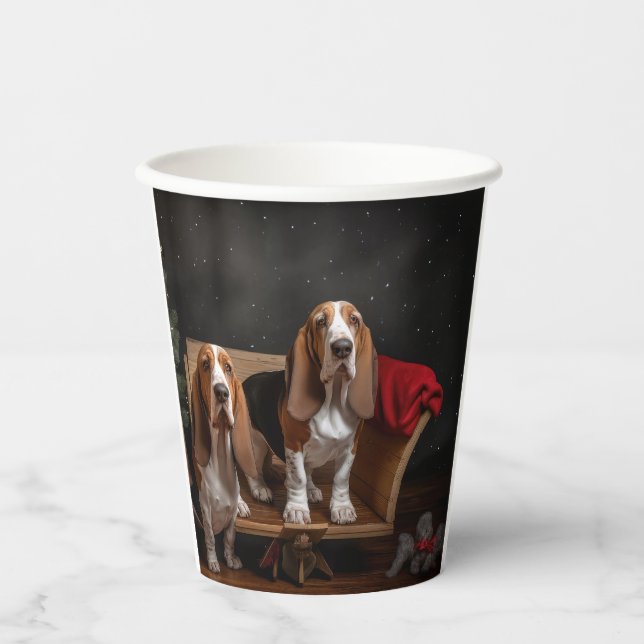 Gobelets En Papier Décor de Noël Basset Hound Snowy Sleigh (Recto)