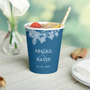 Gobelets En Papier Dentelle blanche sur Mariage bleu