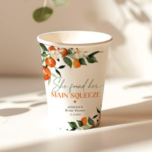 Gobelets En Papier Elle a trouvé sa principale douche nuptiale d'agru