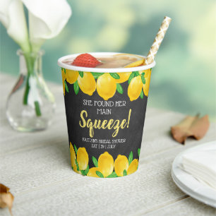 Gobelets En Papier Elle a Trouvé Son Lemon Bridal Shower de Rêve