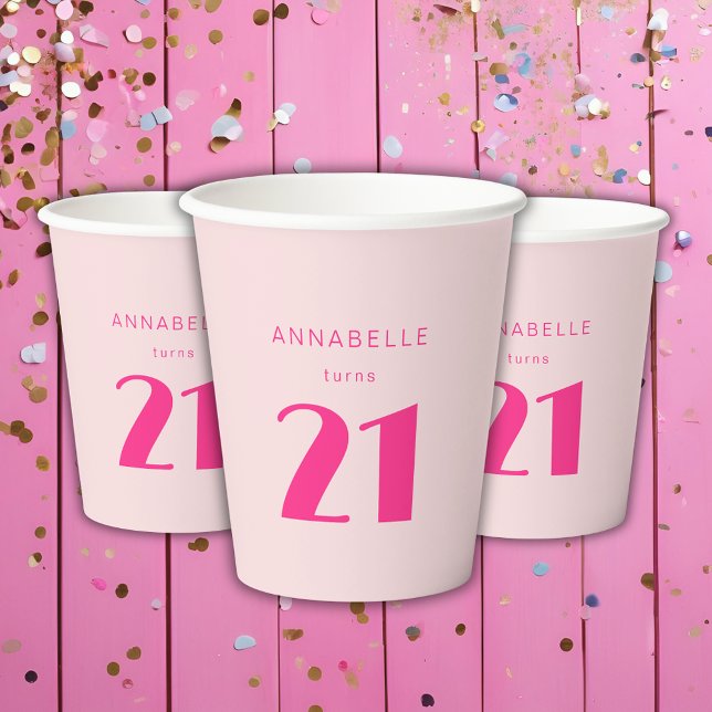 Gobelets En Papier Fête d'anniversaire moderne 21e Vingt et une rose (Blush pink custom paper cups for girls 21st birthday party celebrations.)
