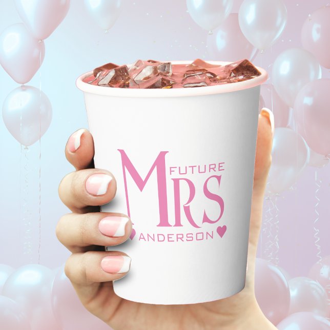 Gobelets En Papier Fête de fiançailles de Mme Future Rose Fête de dou (white and pink heart future mrs wedding engagement party / bridal shower paper cup)
