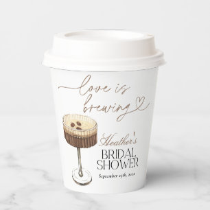 Gobelets En Papier Fête de Mariage : L'Amour Est En Train De Brasser