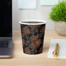 Fleurs orange et marron sur fond noir.