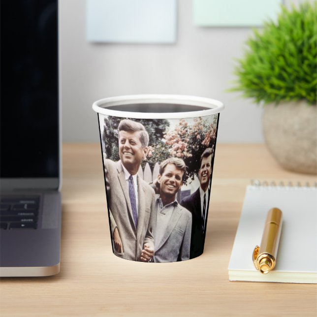 Gobelets En Papier Kennedy Brothers, président John, Robert & Ted (Insitu)