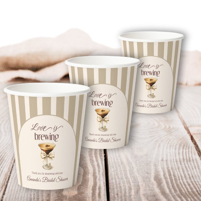 Gobelets En Papier L'amour brasse Espresso Martini Bow Fête des marié (Créateur téléchargé)