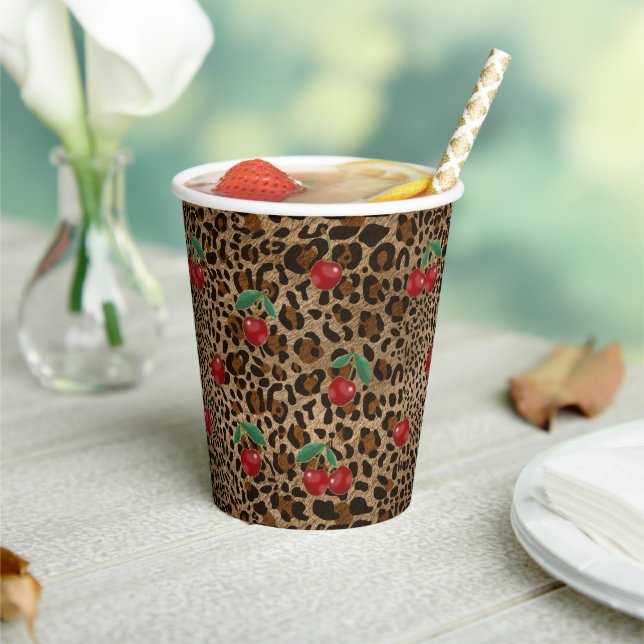 Gobelets En Papier Leopard Cheetah Animal Print Red Cherry Pattern (Insitu)