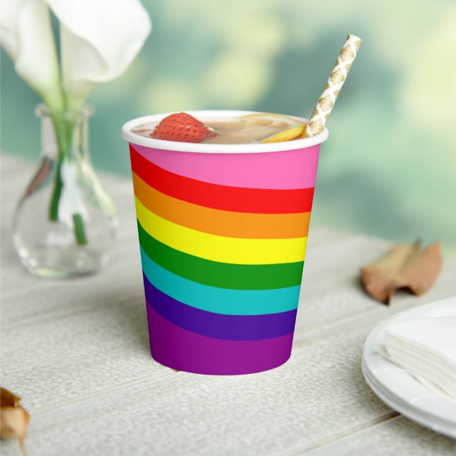 Gobelets En Papier LGBTQ Party Rainbow Flag Gay pride LGBT Paper Cup (Insitu)