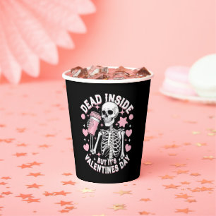 Gobelets En Papier Mort à l'intérieur mais c'est la Saint-Valentin sq