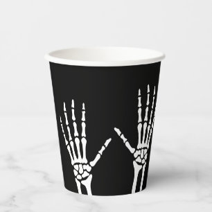 Gobelets En Papier Os de la main de squelette sur Halloween noir