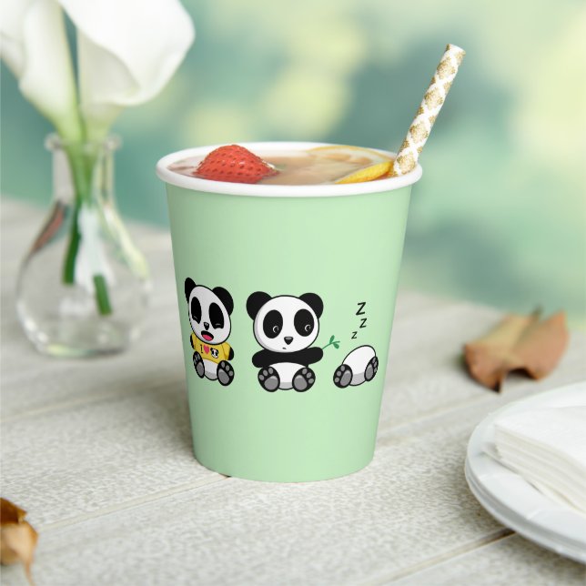 Gobelets En Papier Petites pandas mignonnes sur vert (Insitu)