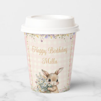 Gobelets en papier pour l'anniversaire de la lapin
