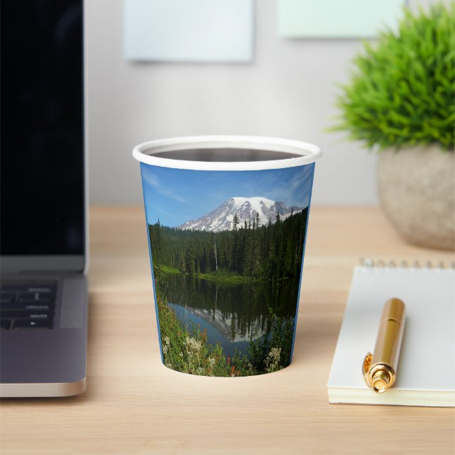 Gobelets En Papier Réflexion du lac Rainier avec Fleurs sauvages (Insitu)
