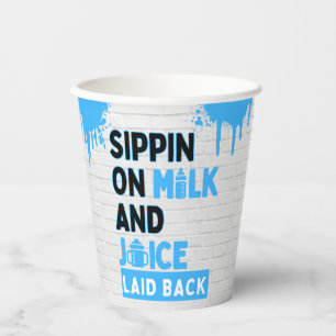 Gobelets En Papier Sippin’ sur le lait et le Hip hop bleu de jus