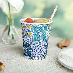 Gobelets En Papier Style italien, dynamique