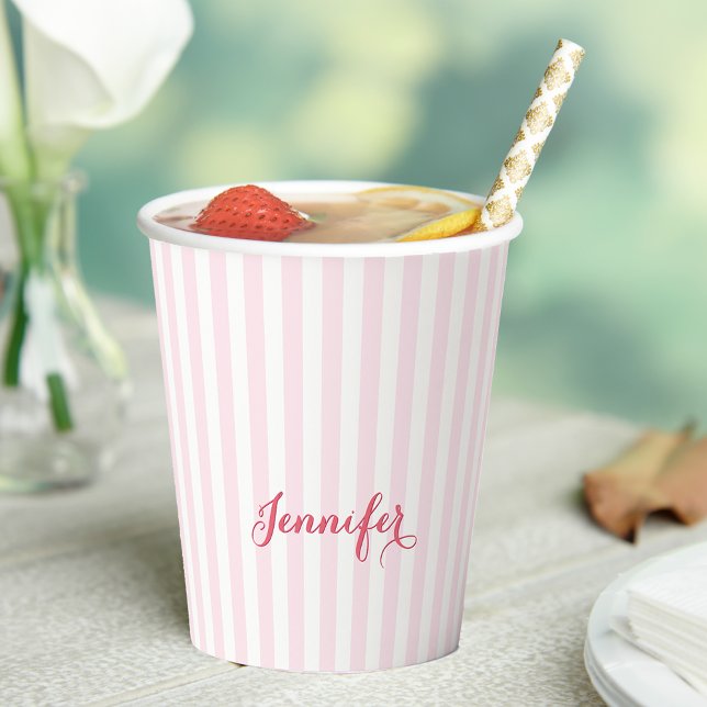 Gobelets En Papier Style rose moderne Élégante Typographie Monogramme (Modern Pink Stripes Elegant Typography Monogrammed Paper Cups)