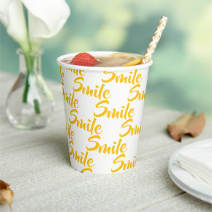 Gobelets En Papier Tasse en papier brûlée sourire jaune 