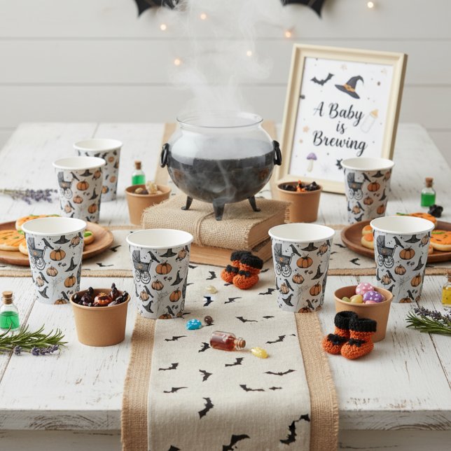 Gobelets En Papier Un bébé brasse Baby shower d'automne gris (Cute Gothic Halloween Baby Shower Party Paper Cups in Light Gray. Spooky Baby Carriage & Pumpkins)