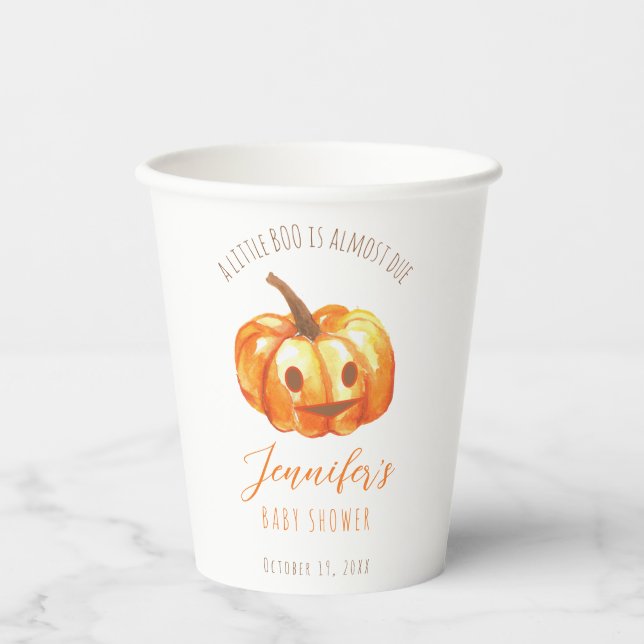 Gobelets En Papier Un petit Baby shower d'Halloween Citrouille Script (Recto)