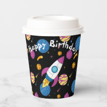 Un Vaisseau Voyageant À Travers La Galaxie