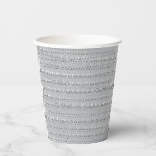 Gobelets En Papier Une chaîne de montagnes enneigée sous un bleu clai