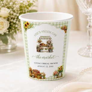 Gobelets En Papier Vert Gingham Rustique Elle est fraîche sur le marc