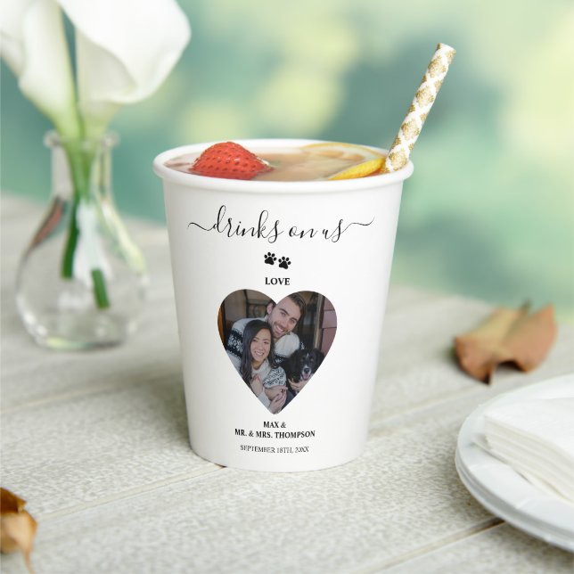 Gobelets En Papier Wedding Heart Photo Couple Pet Dog Drinks on Us (Insitu)
