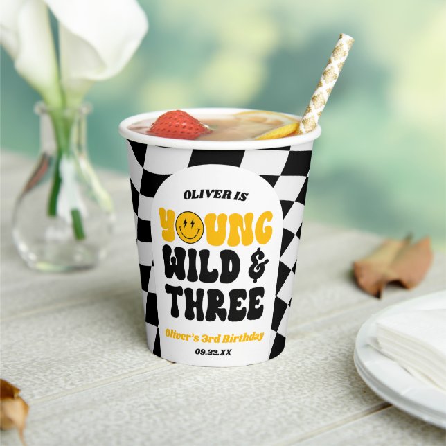 Gobelets En Papier Young Wild & Three Retro Third 3rd Birthday Party (Insitu)
