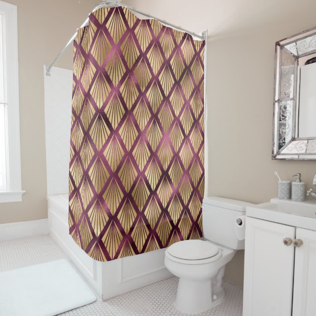 Gold Art Deco sur rideau de douche bordeaux (En situation)