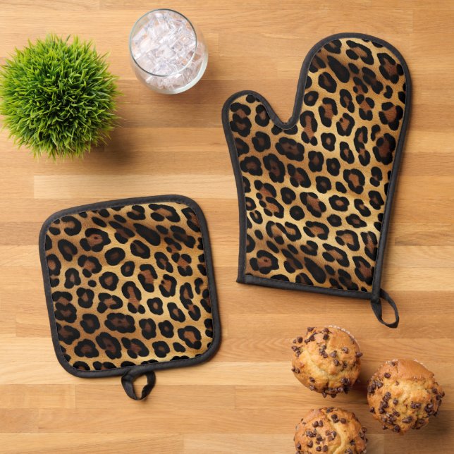Gold Brown Black Leopard Print Oven Mitt & Pot Holder Set (Top Down)