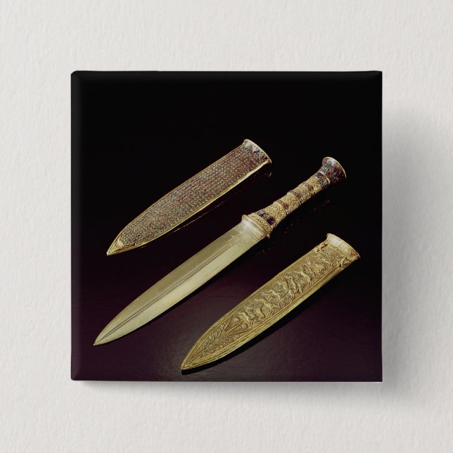 Gold dagger and sheath 2 inch square button (Front)