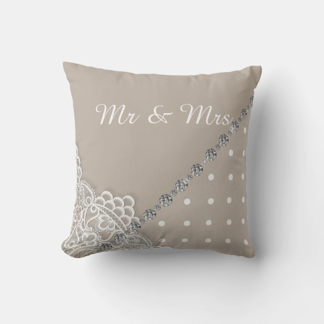 GOLD DIAMOND HEART  CUSHION WEDDING (Front)