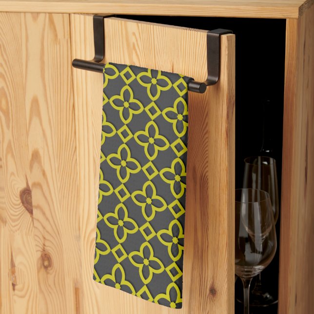 Gold flowers kitchen towel (Thirds Fold)