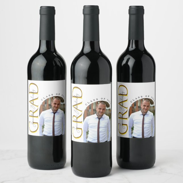 Gold Grad Arched Photo Class of 2023 Graduation Wine Label (Bottles)