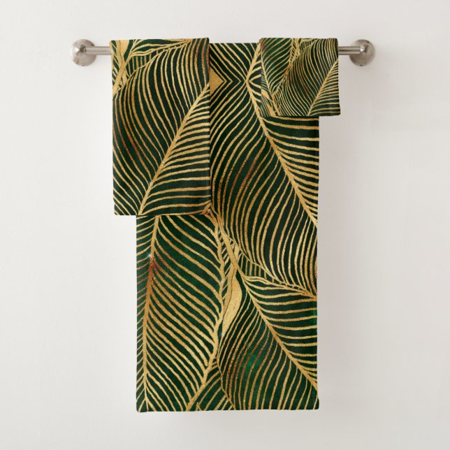 Gold Leaves Forest Green Elegant Pattern Bath Towel Set (Insitu)