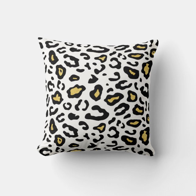 Gold leopard print, seamless pattern. throw pillow (Front)