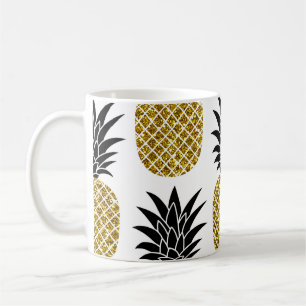 Gold Pineapples: Hand-Drawn White Seamless. Coffee Mug