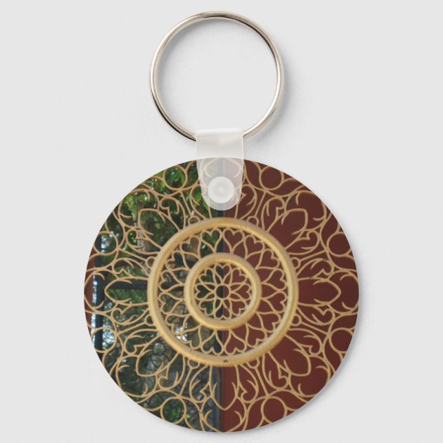 gold round design keychain (Front)