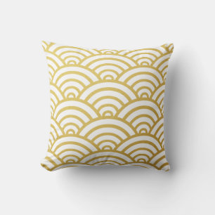 Gold Scallop Pattern Throw Pillow