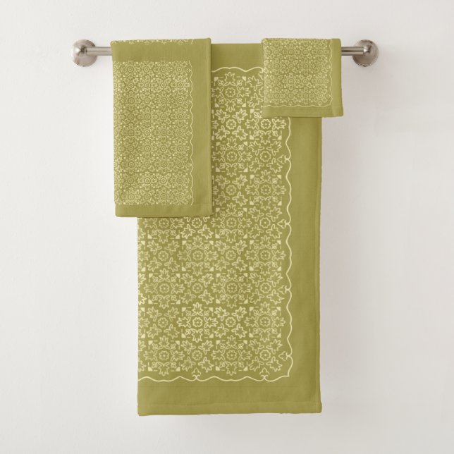 Gold Squares Bath Towel Set (Insitu)