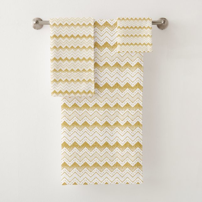 Gold & White Chevron Pattern Bath Towel Set (Insitu)
