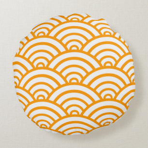 Gold & White Scallop Pattern Round Pillow