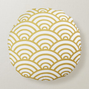 Gold & White Scallop Pattern Round Pillow