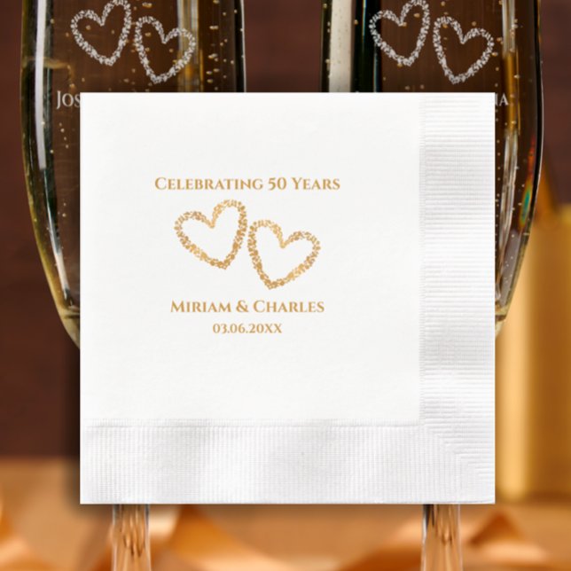 Golden 50th Wedding Anniversary Heart Personalized Napkin (Add couple’s name for elegant modern personalized 50th anniversary party napkins.
)