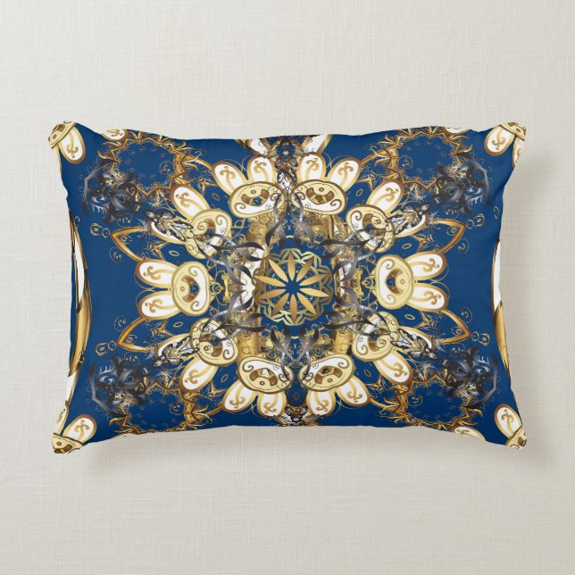 Golden Curls, Oriental Vintage Pattern. Accent Pillow (Front)