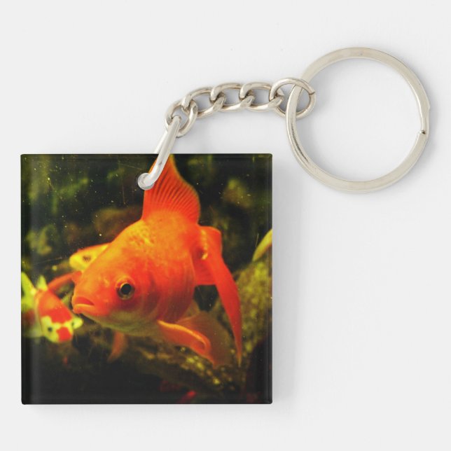 Golden fish keychain (Back)