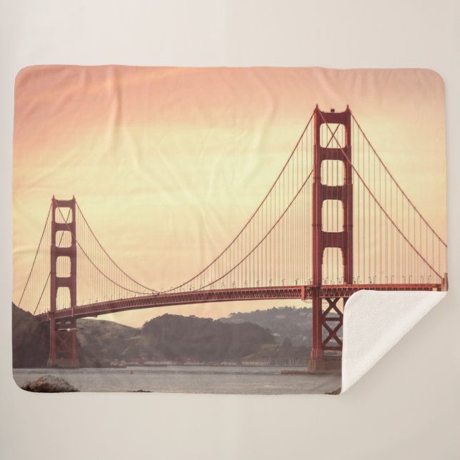 GOLDEN GATE BRIDGE SHERPA BLANKET (Front (Horizontal))