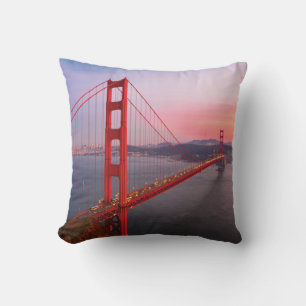 Golden gate bridge throw pillow